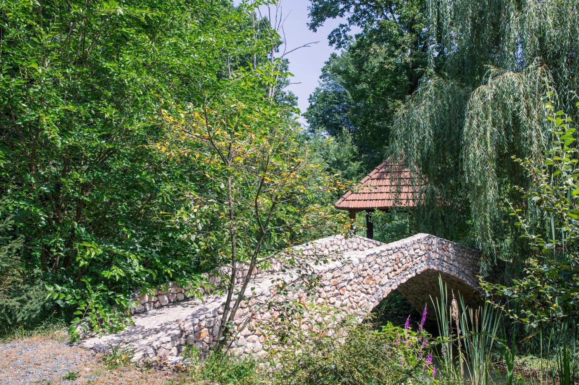 Guest House Mala Prica Zivinice Kültér fotó